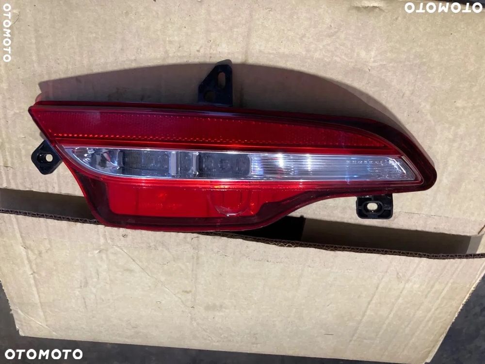 RENAULT KADJAR LIFT LAMPA W ZDERZAK ZDERZAKA PRAWY TYŁ PRAWA TYLNA LED  WSTECZNA PRZECIWMGIELNA - 2
