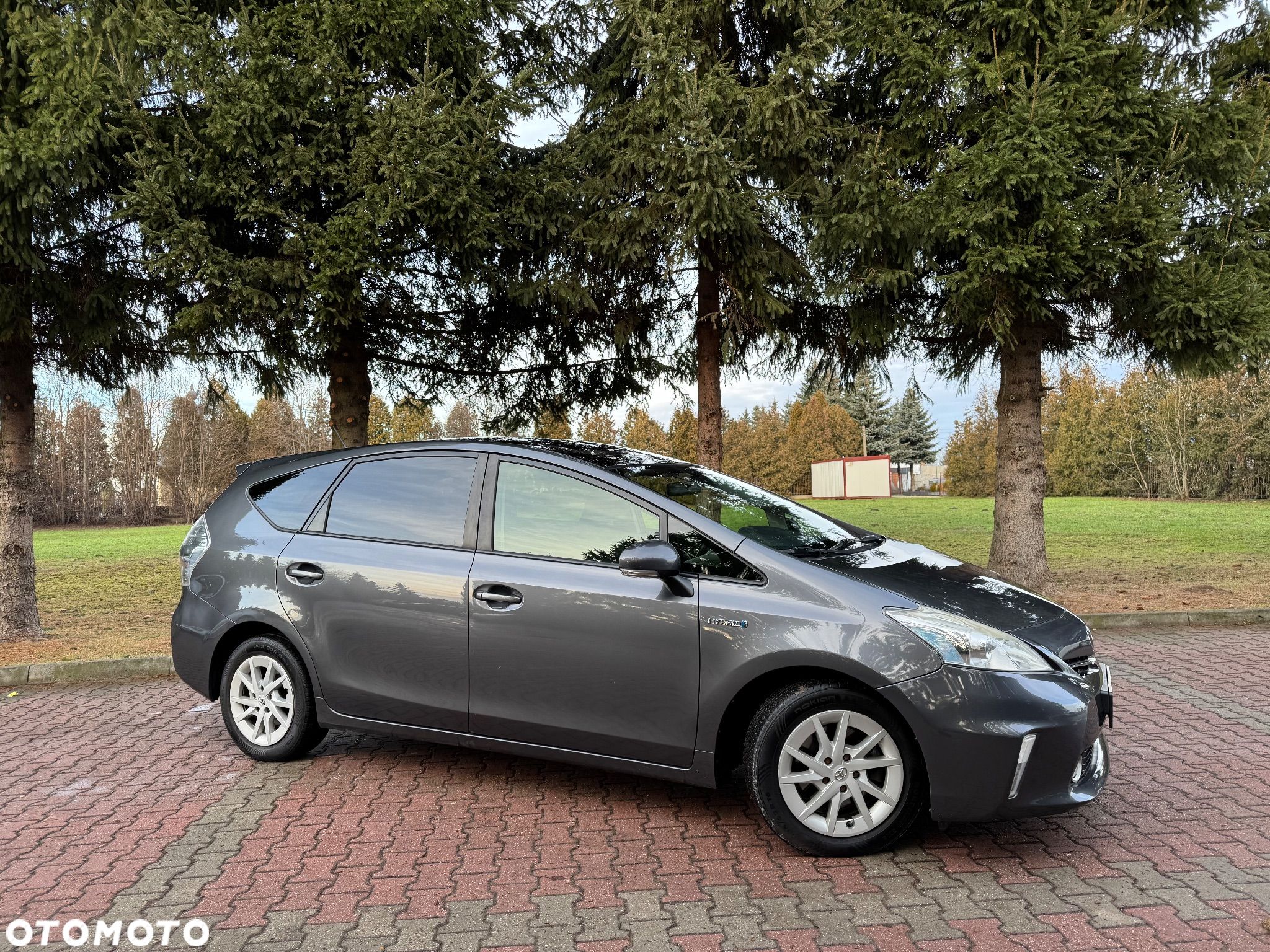 Toyota Prius+ (Hybrid) Comfort - 1