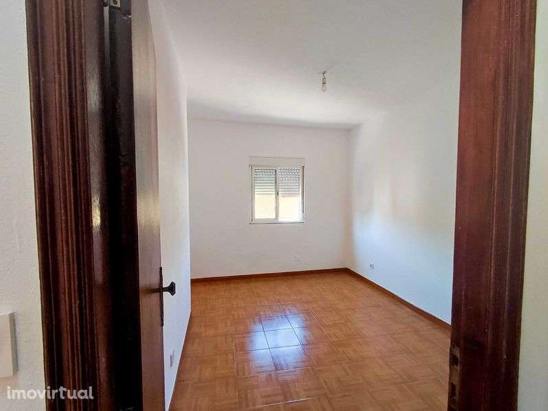 Moradia T3 com Quintal | Oliveira do Douro – Gaia - Grande imagem: 4/12