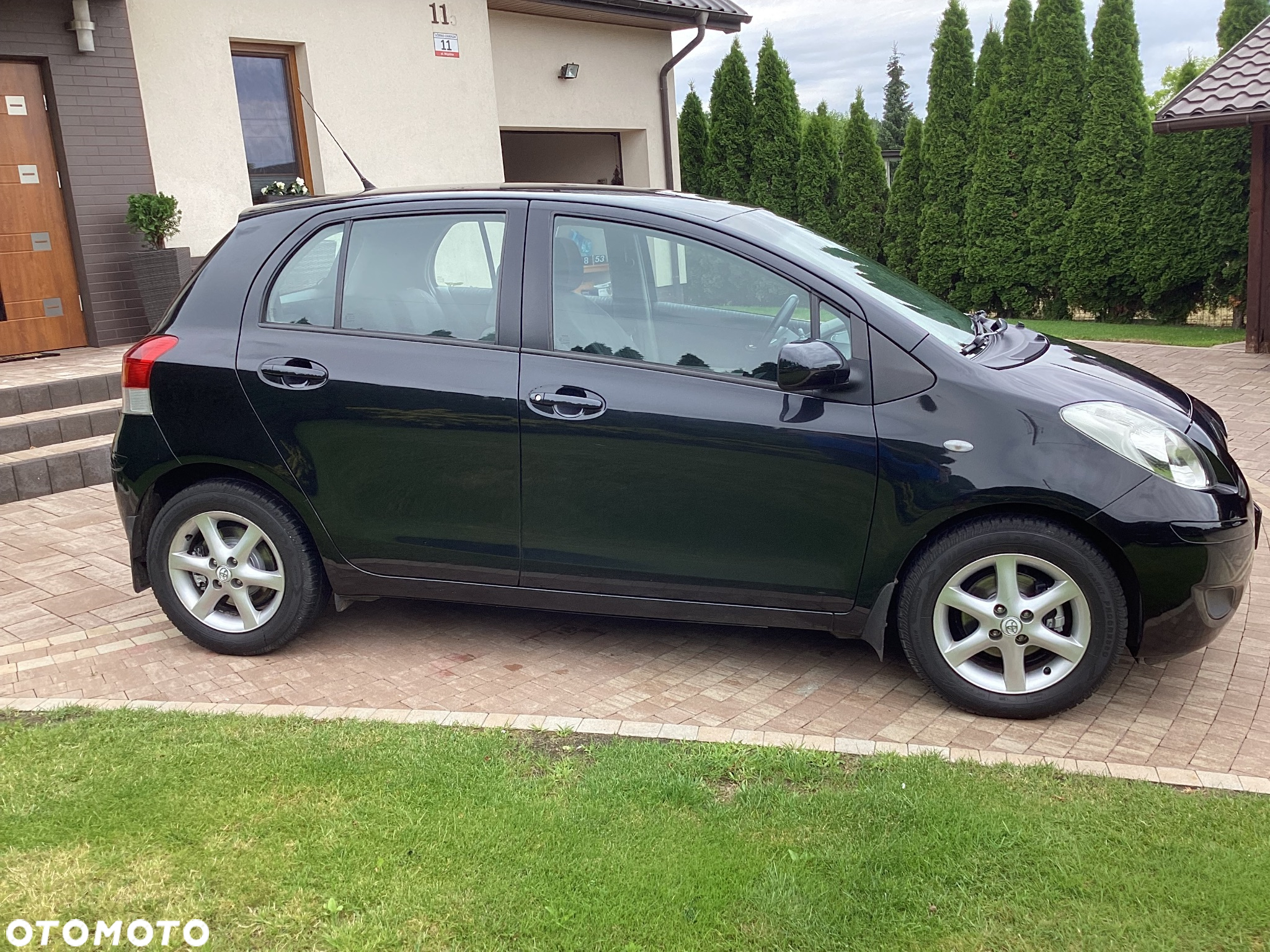 Toyota Yaris 1.33 VVT-i Multi Mode Sol - 4