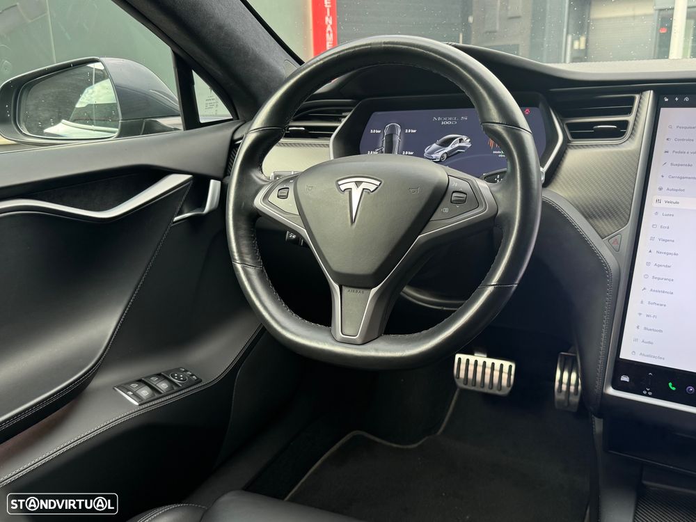 Tesla Model S Long Range AWD - 32