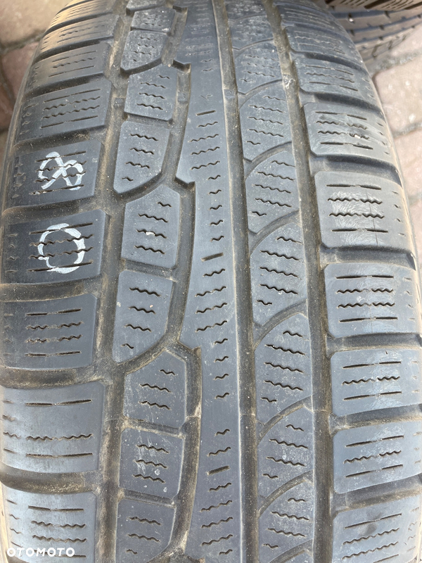 Nokian WR G2 215/60/17