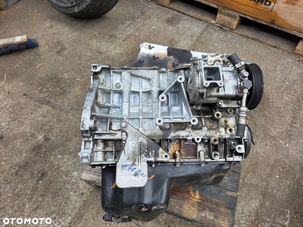 blok silnika kompletny bmw e90 2,0i n46b20b - 3