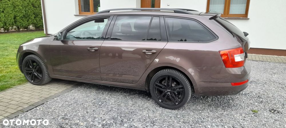 Skoda Octavia 1.6 TDI DPF Ambition Green tec - 3