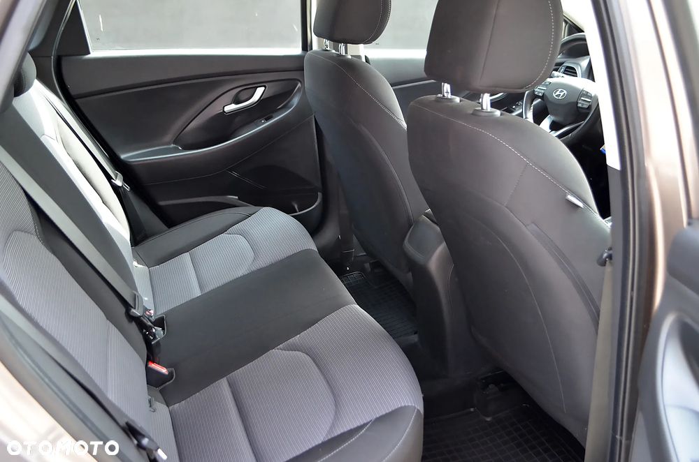 Hyundai i30 1.5 DPI Modern - 15