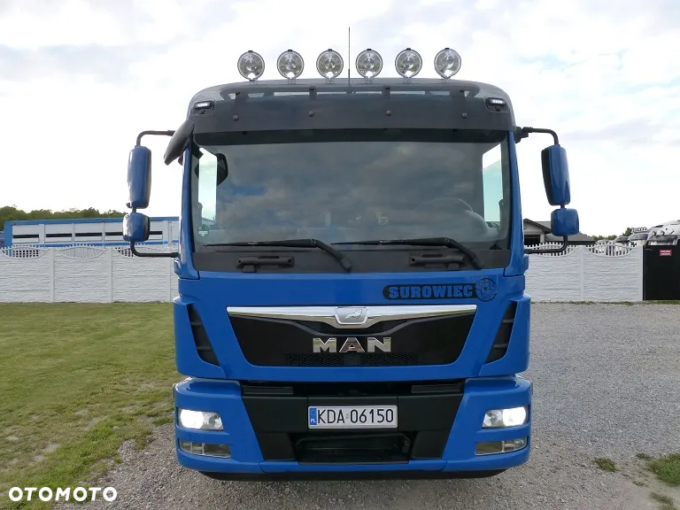 MAN TGM 15.250 DO ŻYWCA / ZWIERZĄT / BYDŁA / WAGA EL/. EURO 6 / DŁ. 5.20M /XENON - 11