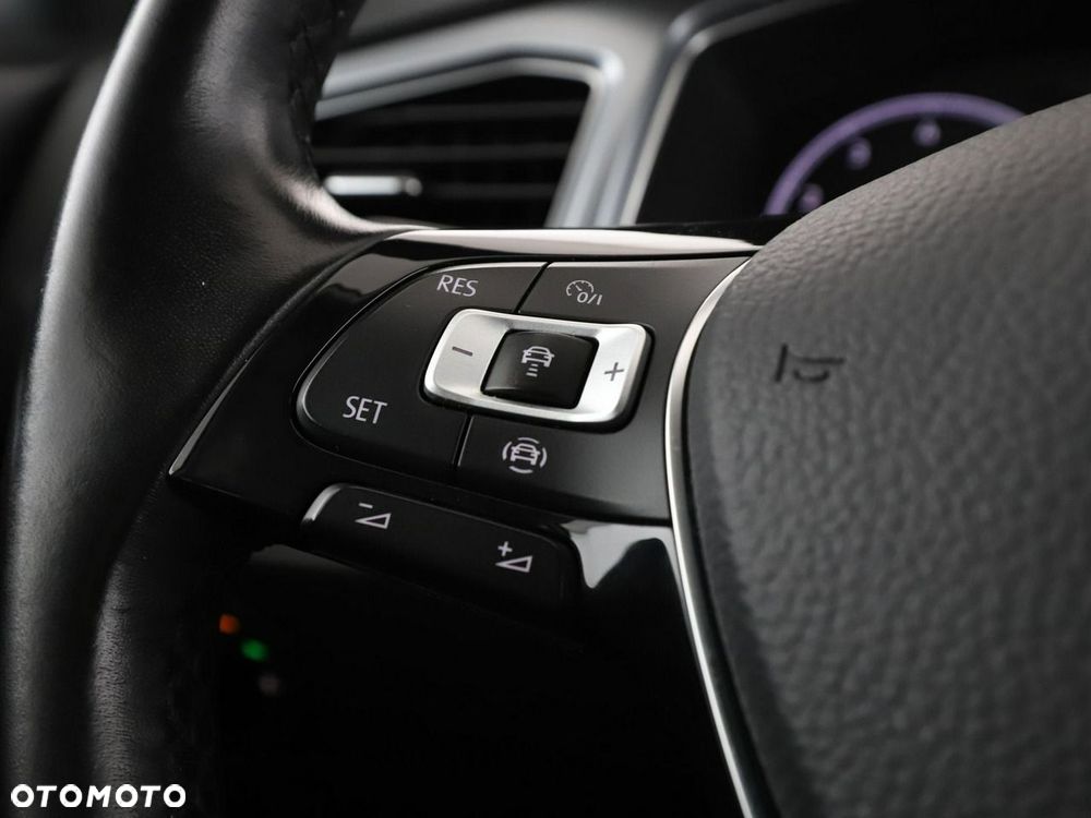 Volkswagen T-Roc 1.0 TSI Active - 32