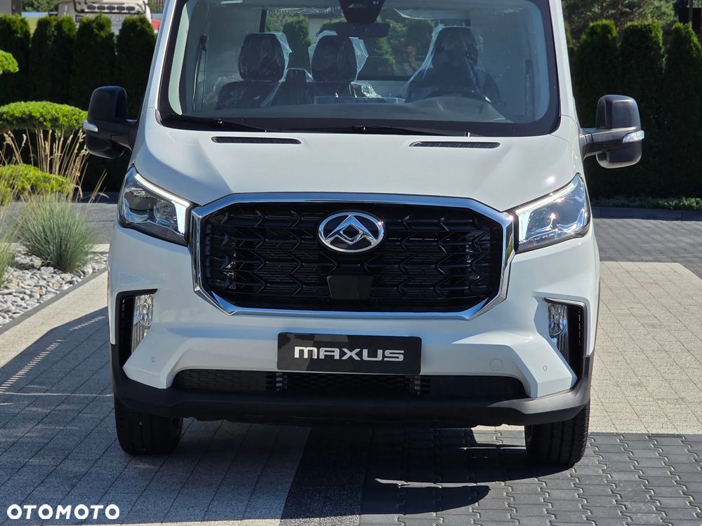 Maxus DELIVER 9 LAWETA POMOC DROGOWA HOLOWNIK I Fabrycznie Nowy I Dostępne od Reki I Promocyjny Leasing 102% I 5 lat Gwarancji I Bardzo Bogate Wyposażenie I - 4