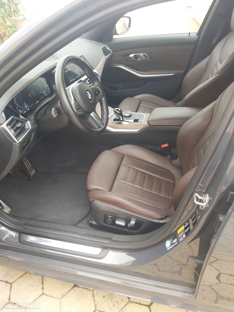 BMW 330 e Touring Pack M Auto - 10