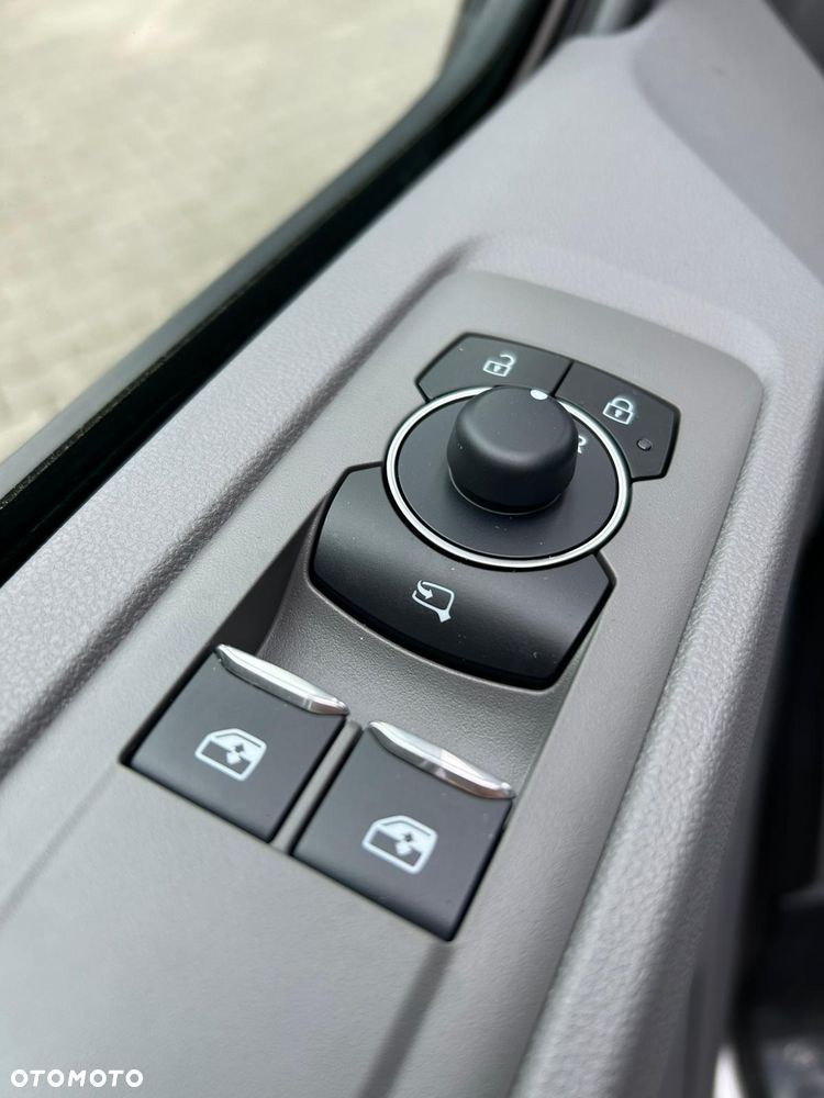 Volkswagen Caravelle 2.0 TDI L2 Edition - 21