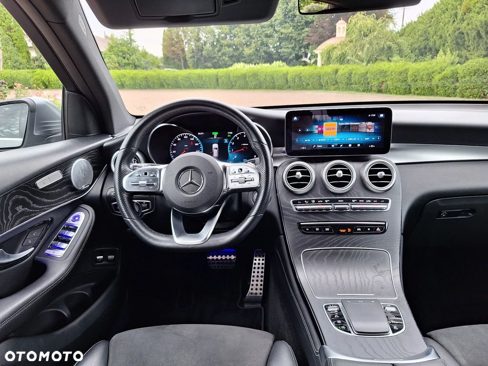 Mercedes-Benz GLC 200 4Matic 9G-TRONIC AMG Line - 12