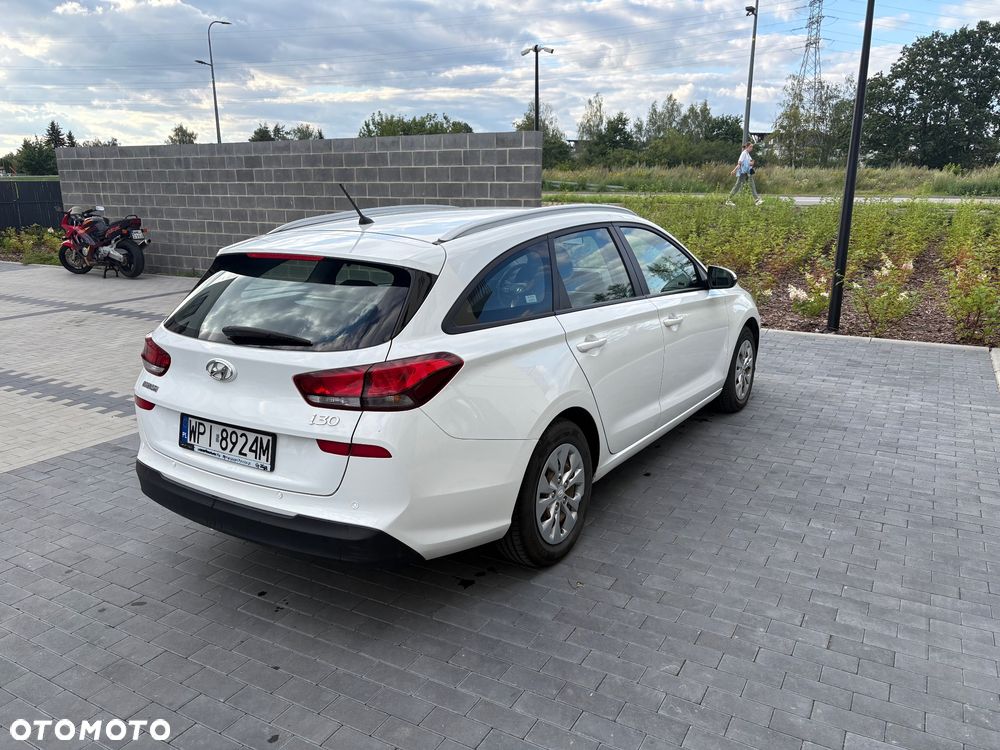 Hyundai i30 1.6 CRDI Premium - 6