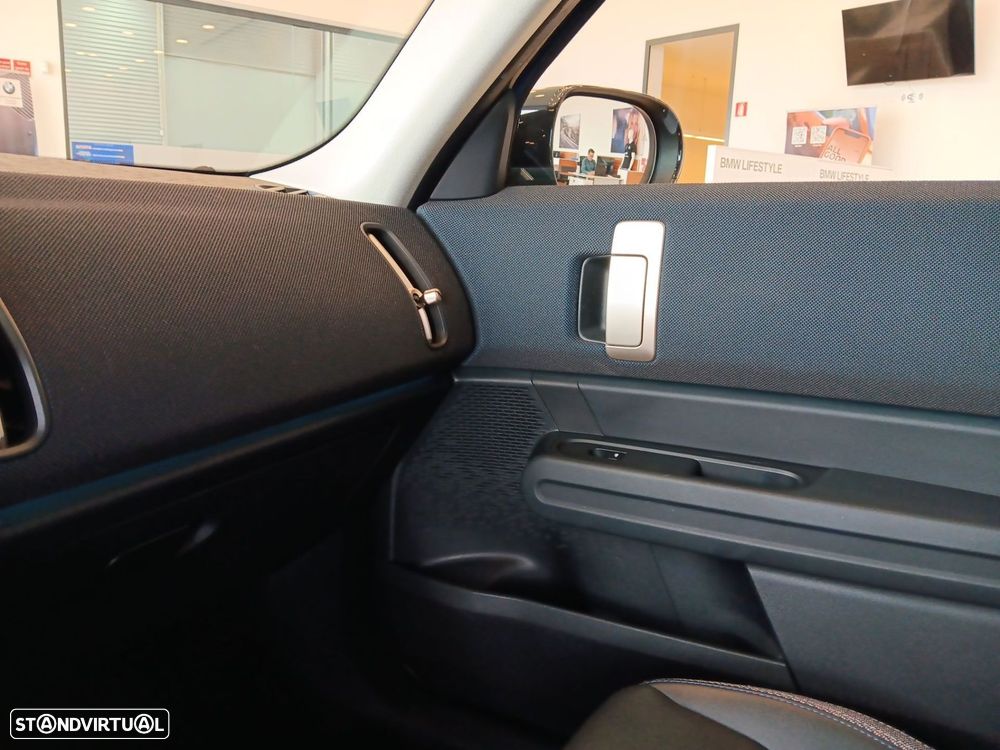MINI Countryman D Classic L - 16