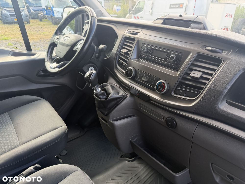 Ford Transit - 15