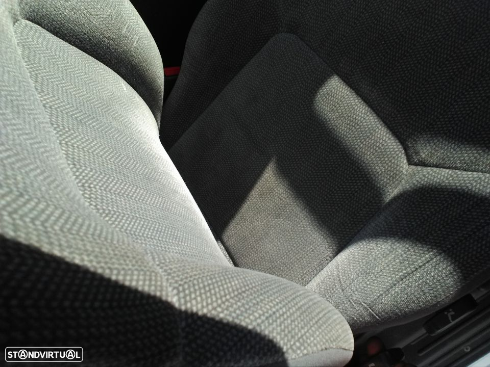 Mitsubishi Pajero 2.8 Turbo Intercooler GLX de 1997 APENAS PARA PEÇAS - 10