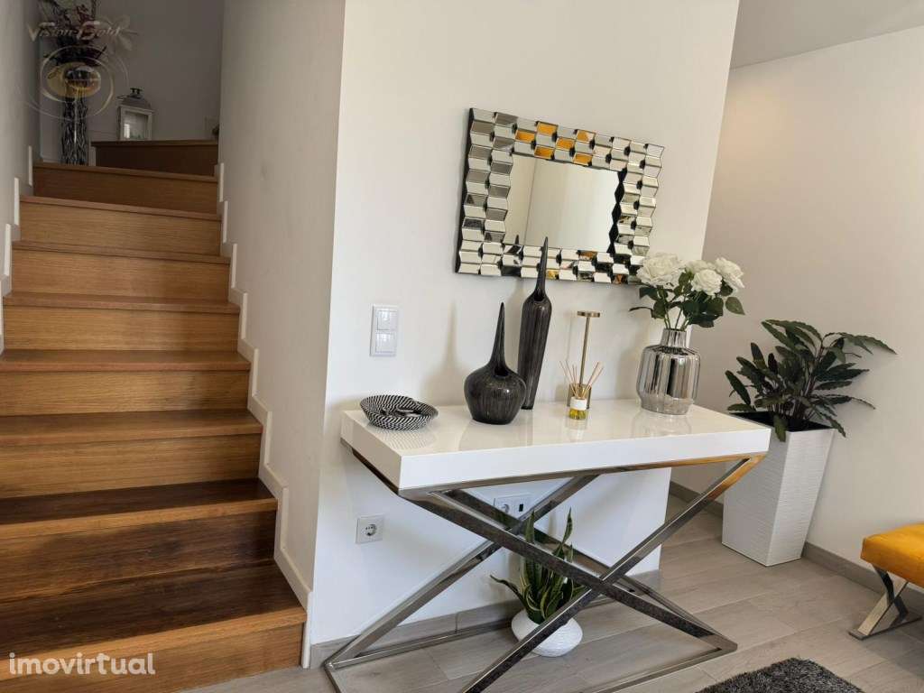 Moradia T3 para venda São João da Madeira - Grande imagem: 2/54