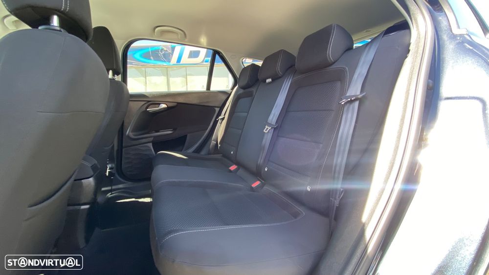 Fiat Tipo Station Wagon 1.3 M-Jet Lounge J17 - 26