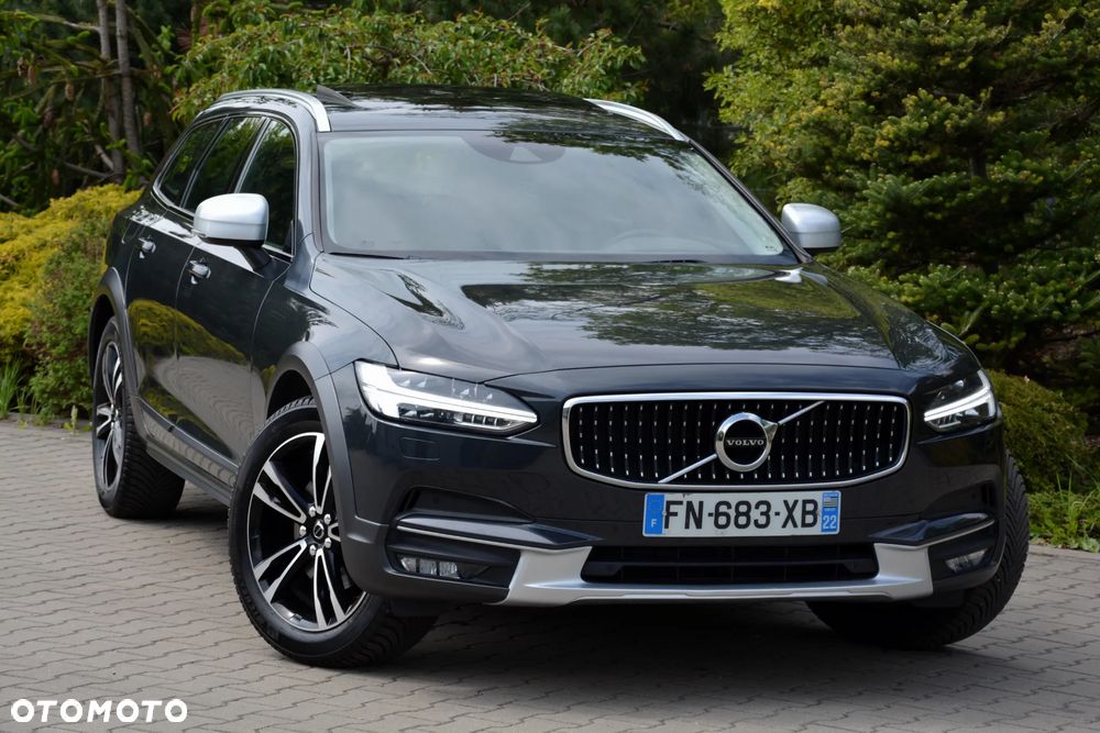 Volvo V90 Cross Country D4 AWD Geartronic Pro - 1