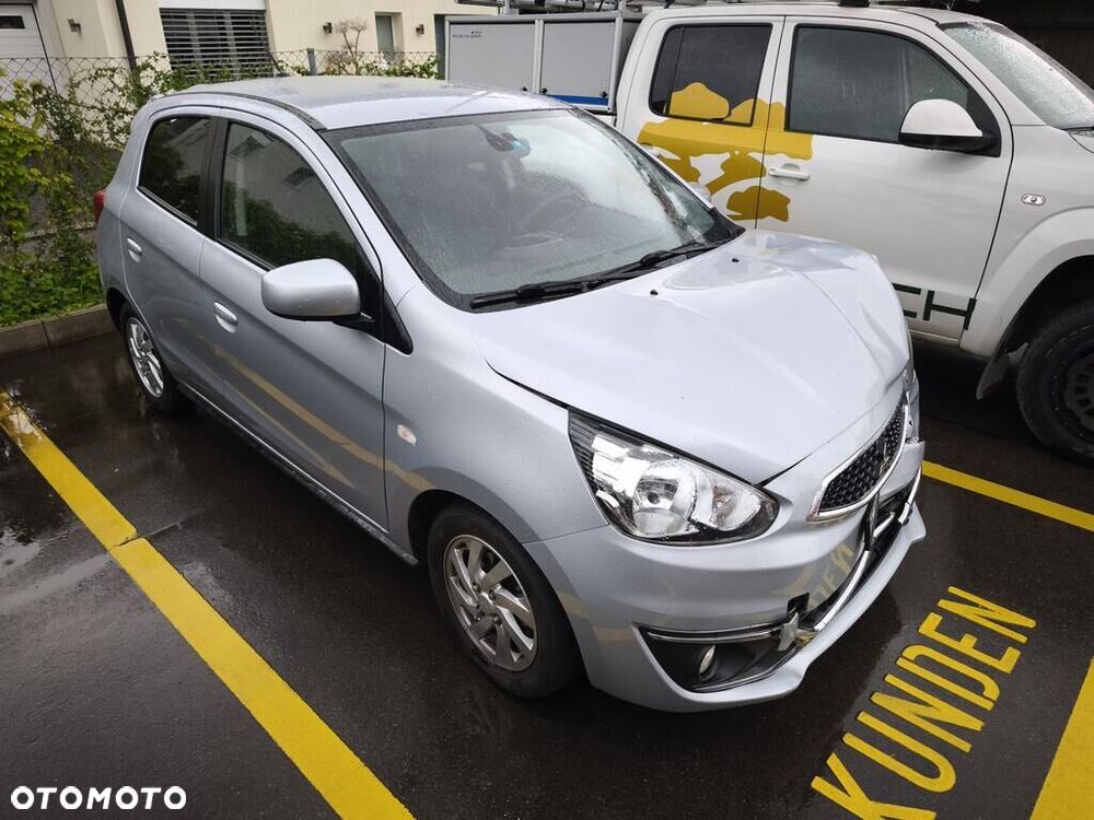 Mitsubishi Space Star 1.2 AS&G Invite CVT - 10
