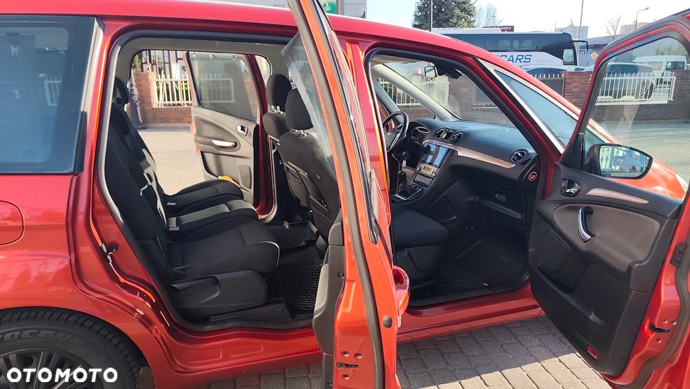 Ford Galaxy 2.0 Silver X - 29