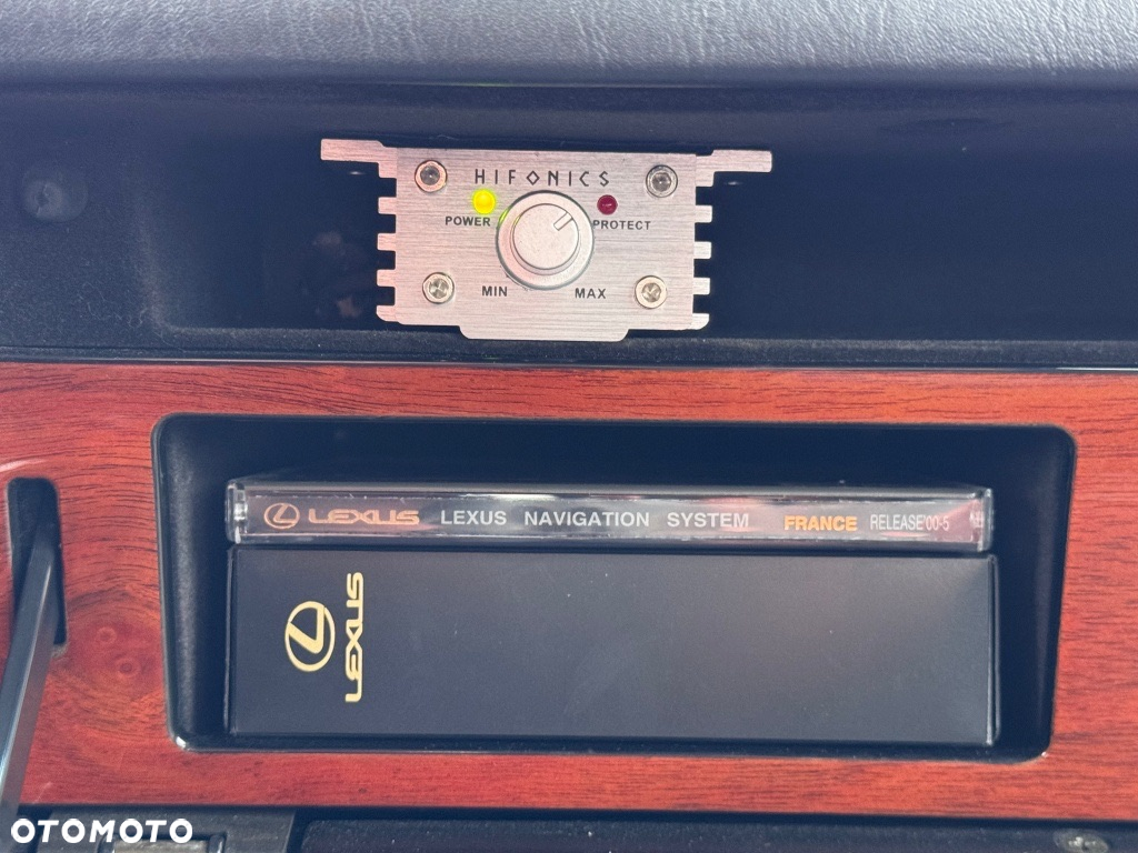 Lexus LS 400 - 21
