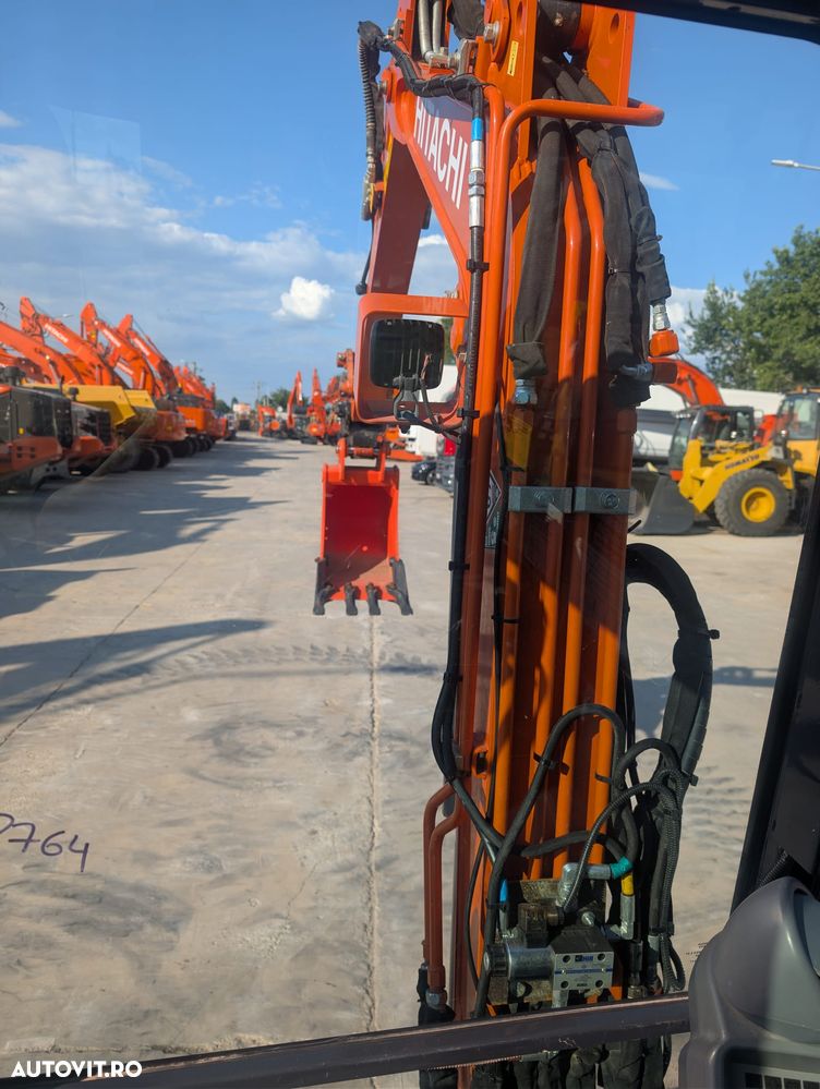 Hitachi ZX33U-6, 3,7tone, 2023, 2.291h, CUPLA RAPIDA HIDR+3 CUPE NOI, lama nivelare, ad sapare 3,5m, latime 1,55m, inst picon pe brate, aer conditionat, radio, produs in JAPONIA, posibil leasing 4 ani-PROMOTIE 36.900 EUR+Tva - 20