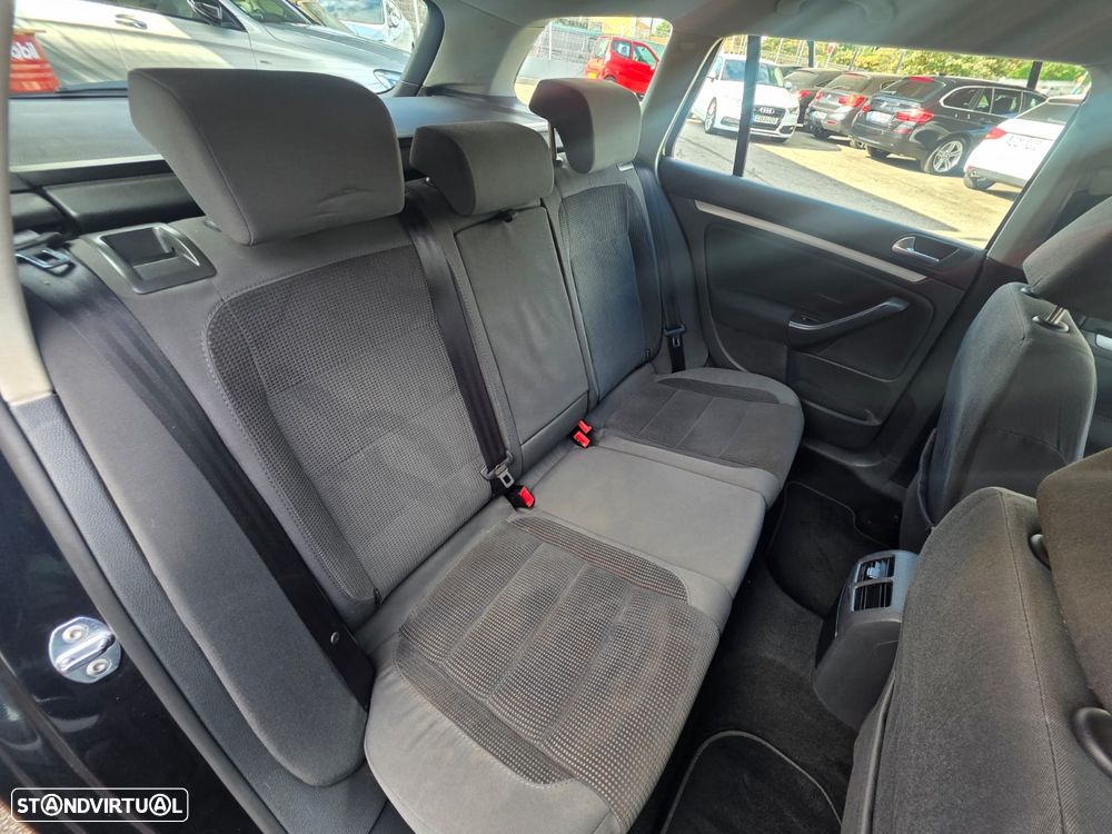 VW Golf Variant 1.9 TDi Confortline - 23
