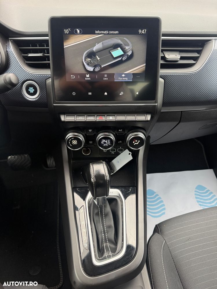 Renault Arkana E-TECH 145 Evolution - 19