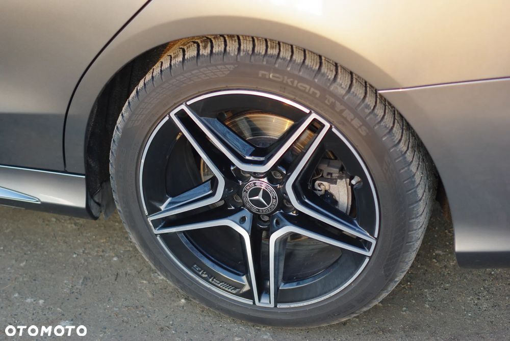 Mercedes-Benz Klasa C 300 d T 9G-TRONIC AMG Line - 36