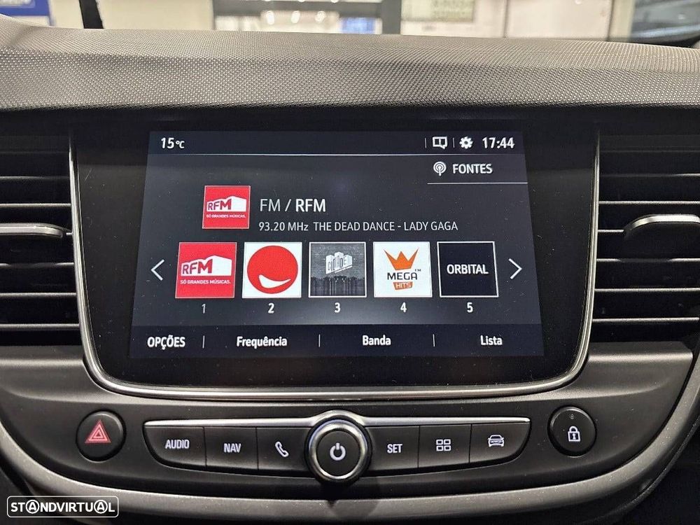 Opel Crossland X - 13