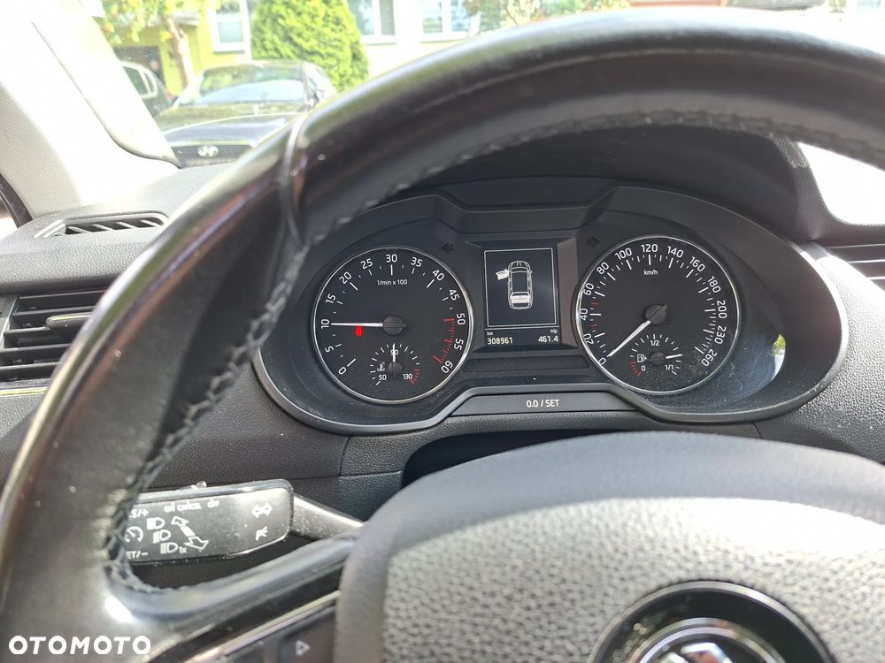 Skoda Octavia 1.6 TDI Ambition - 12