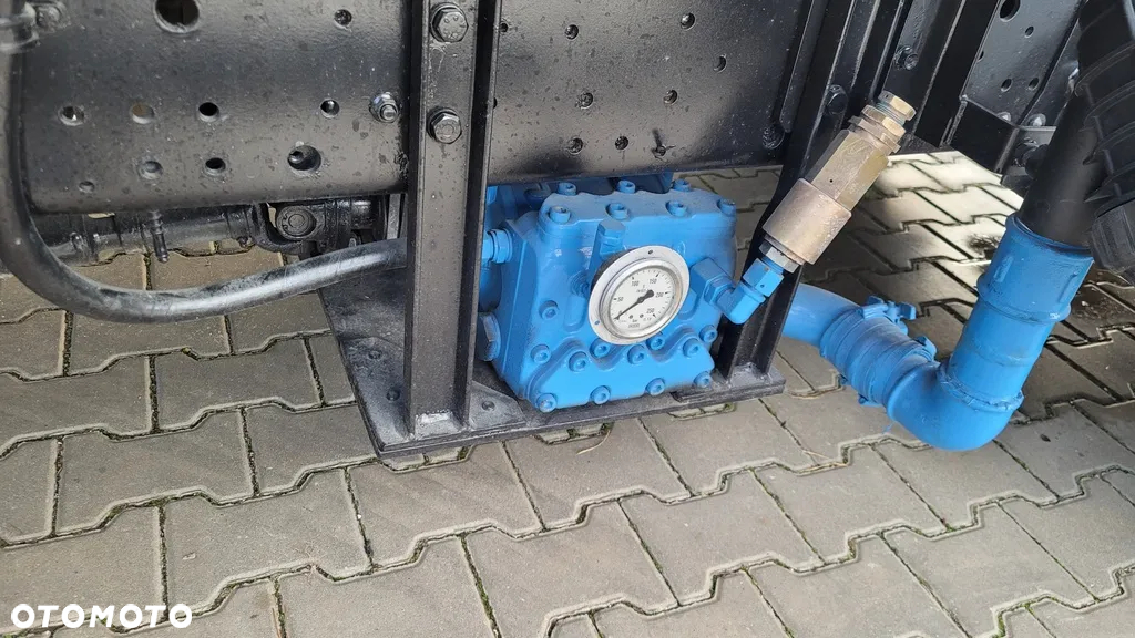 Isuzu MYJKA DO POJEMNIKÓW - 14