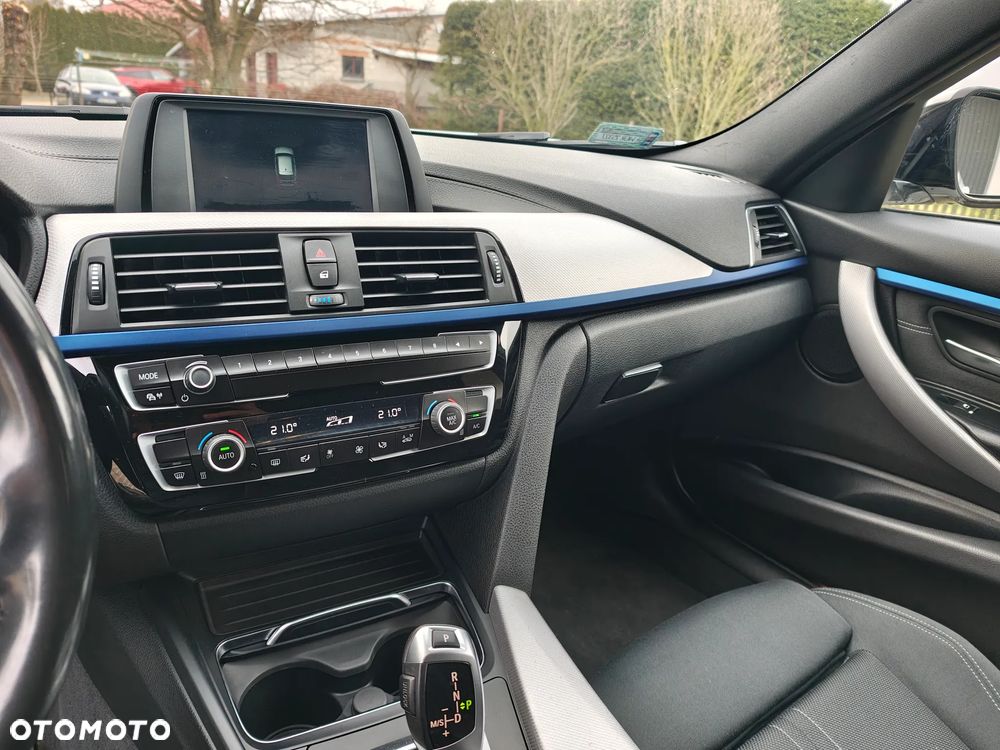 BMW Seria 3 320i GPF M Sport - 16