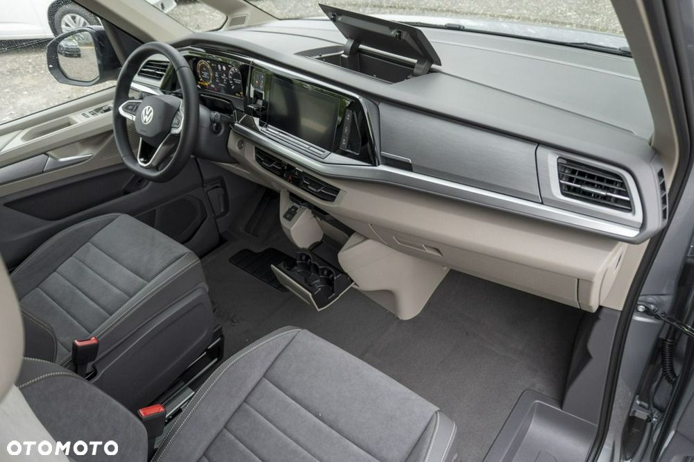 Volkswagen Multivan - 17