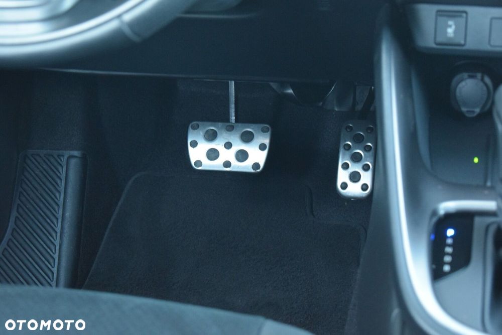 Toyota Yaris - 22
