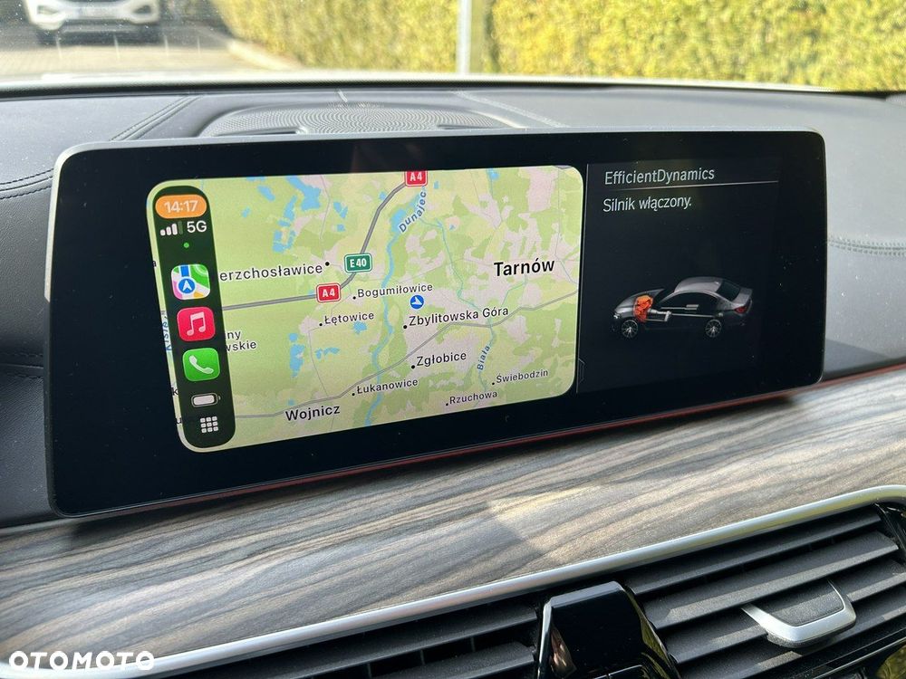 BMW Seria 5 M550i xDrive sport - 26