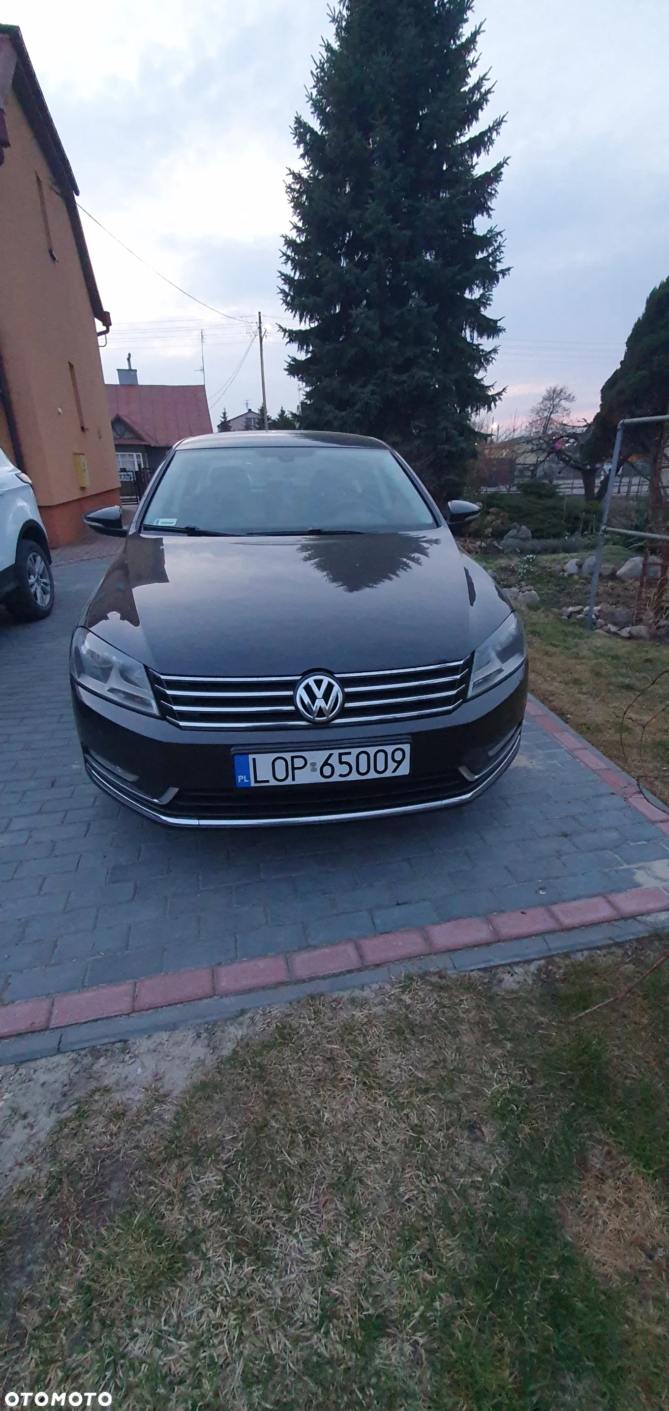 Volkswagen Passat 1.8 TSI Comfortline DSG - 2