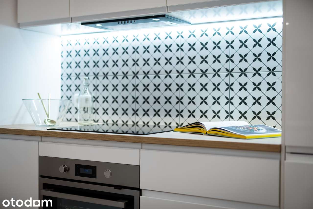 Mieszkanie z balkonem | CENTRUM | Flat For Rent at Market Square
