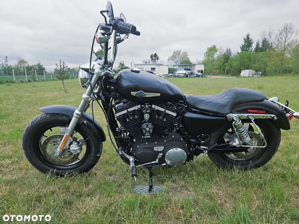 Harley-Davidson Sportster Custom 1200C - 7