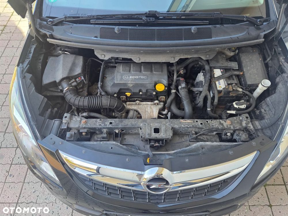 Opel Zafira - 23