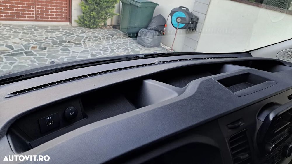 Ford Transit Custom Kombi 320 2.0 EcoBlue 130 CP L2H1 Trend - 38