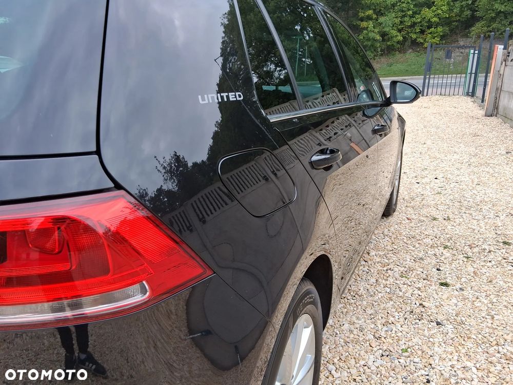 Volkswagen Golf - 39