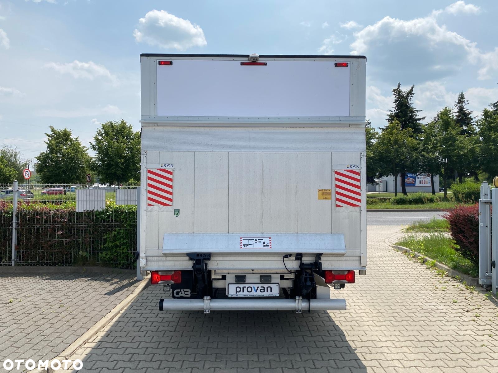 Iveco DAILY 35-160 HI-MATIC CHŁODNIA 8EP THERMO KING V300 MAX WINDA ZEPRO - 28