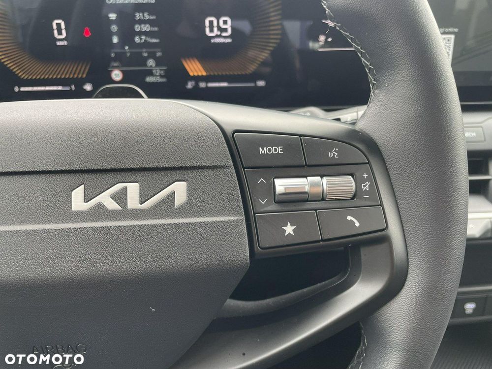 Kia K4 - 22