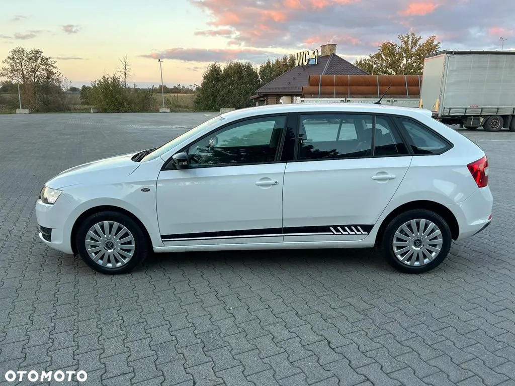 Skoda RAPID 1.2 TSI Ambition - 18
