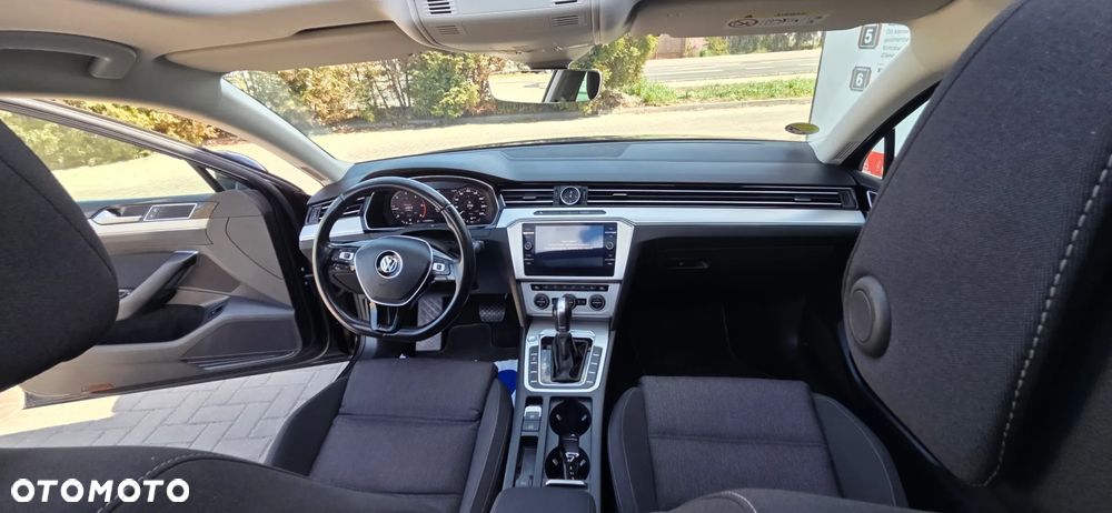 Volkswagen Passat Variant 2.0 TDI EVO Business DSG - 34