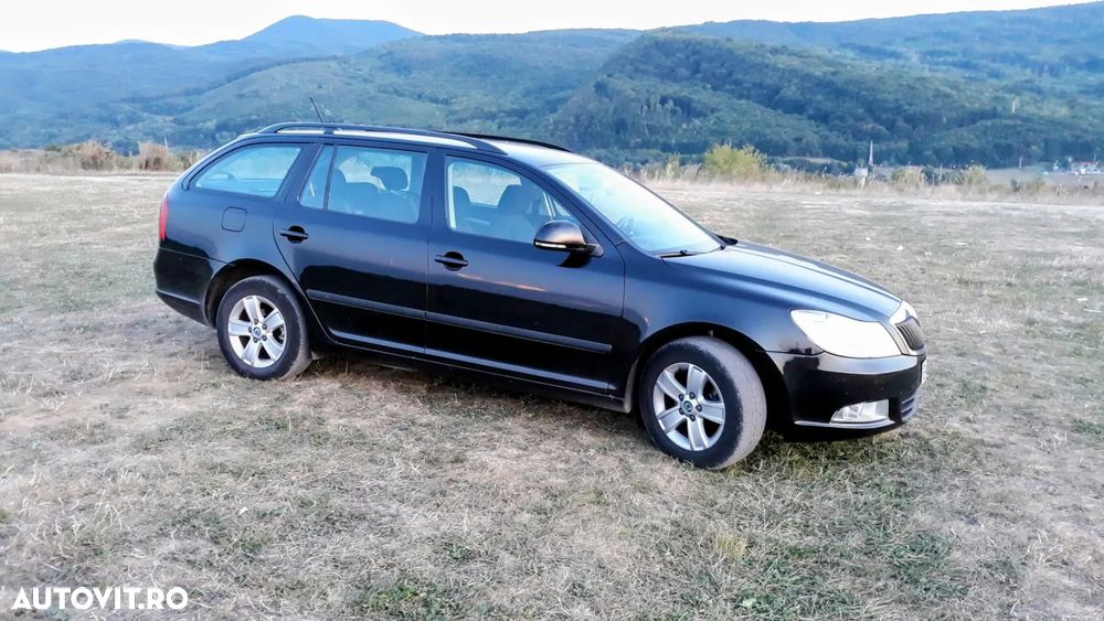 Skoda Octavia Combi 1.6 TDI DPF GreenLine - 2