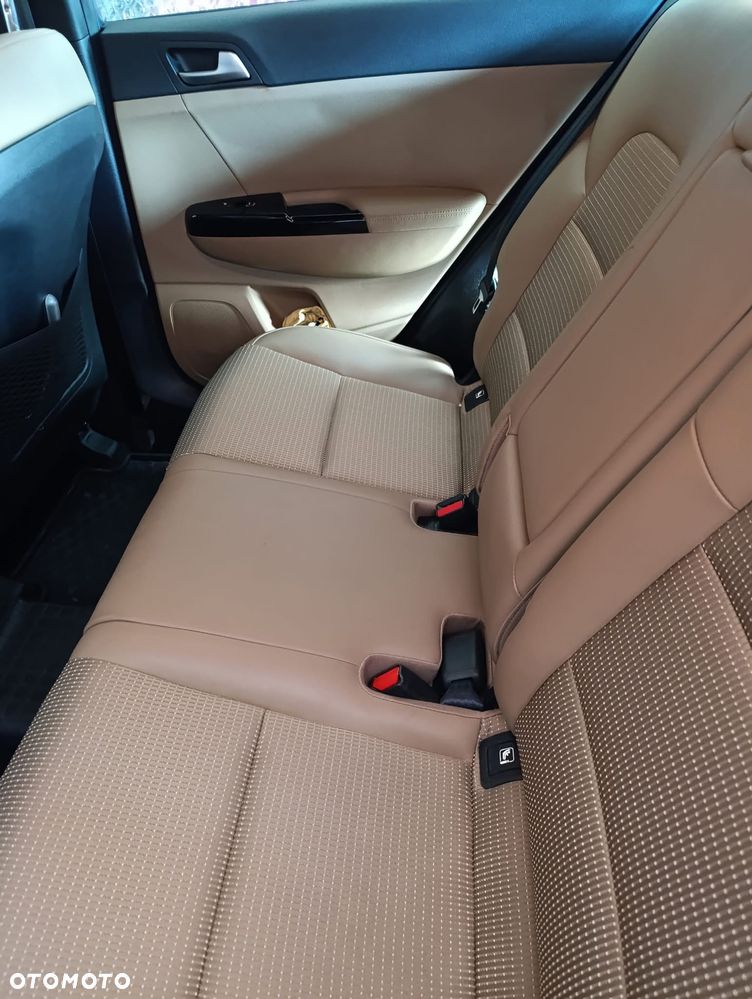 Kia Sportage 1.6 GDI L Business Line 2WD - 6