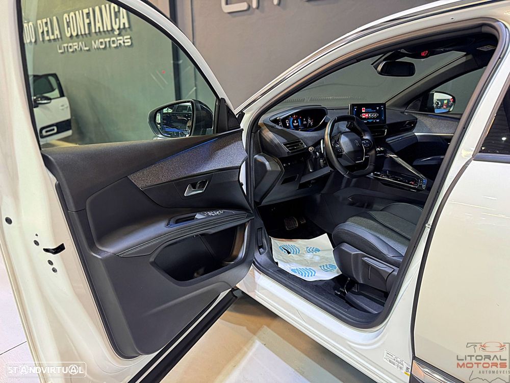 Peugeot 3008 1.2 PureTech Allure Pack EAT8 - 14
