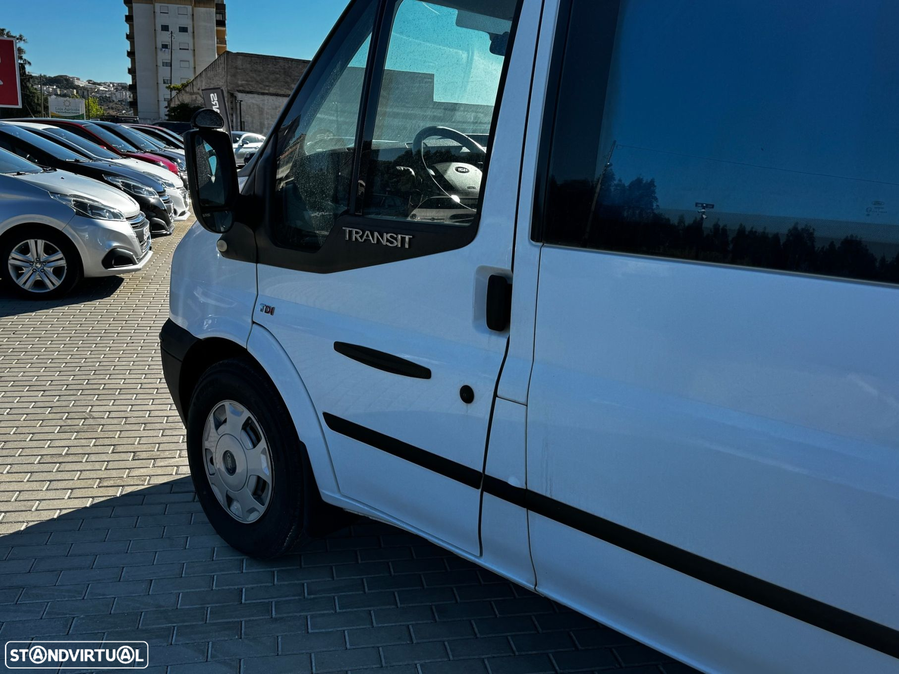 Ford Transit 330L 2.2 TDCi Trend Longa-T.Médio - 4